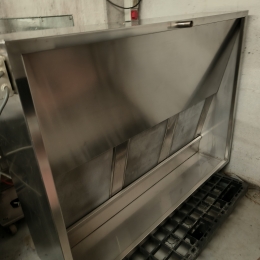 Hotte aspirante inox - 172x141 cm